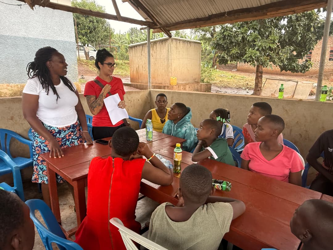 Fotos do trabalho voluntário em Uganda